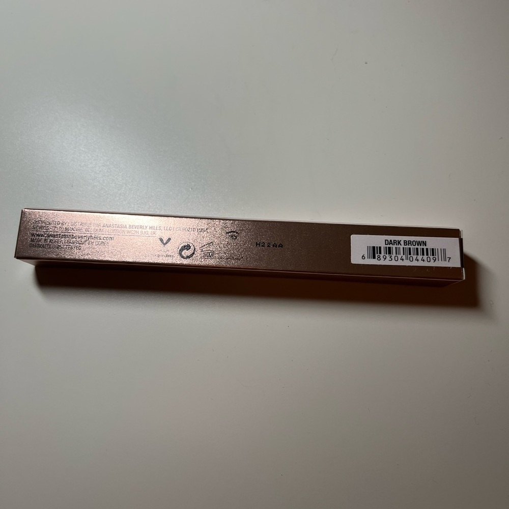 NEW ANASTASIA BEVERLY HILLS Brow Definer “Dark Brown” - Picture 4 of 4